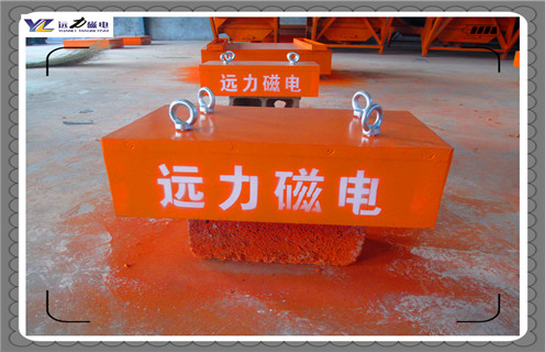 永磁除鐵器，湖北旋轉(zhuǎn)永磁除鐵器圖紙維護(hù)知識(shí)參數(shù)_內(nèi)部磁塊安裝方法_湖北旋轉(zhuǎn)永磁除鐵器圖紙規(guī)格型號(hào)價(jià)格