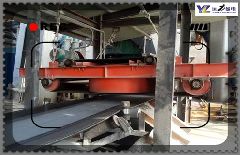 自卸式電磁除鐵器，新疆自冷自卸式電磁除鐵器_技術(shù)參數(shù)_新疆自冷自卸式電磁除鐵器工作原理_國家標(biāo)準(zhǔn)生產(chǎn)廠家 