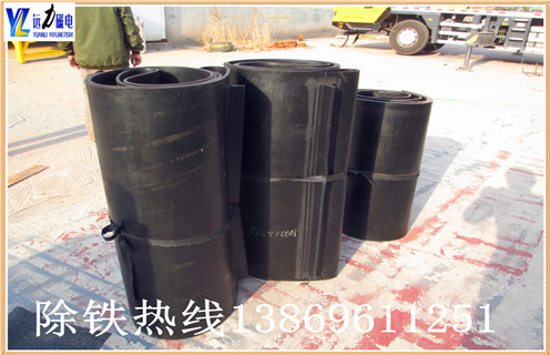 除鐵器皮帶，江蘇除鐵器皮帶跑偏如何修復(fù)_江蘇除鐵器皮帶跑偏及如何調(diào)_刮板價格   
